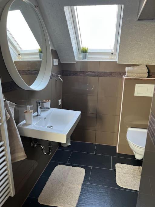 5Minuten Von Der City Entfernte Wohnung Mit Parkpl Bielefeld Exterior photo